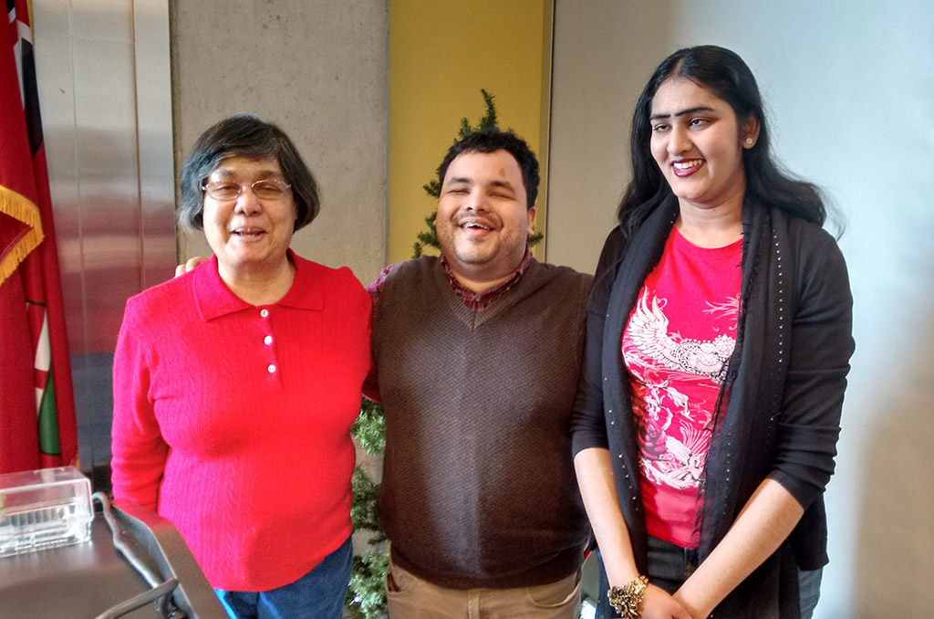 From left to right: Donna Jodhan, Ken, Kamini.